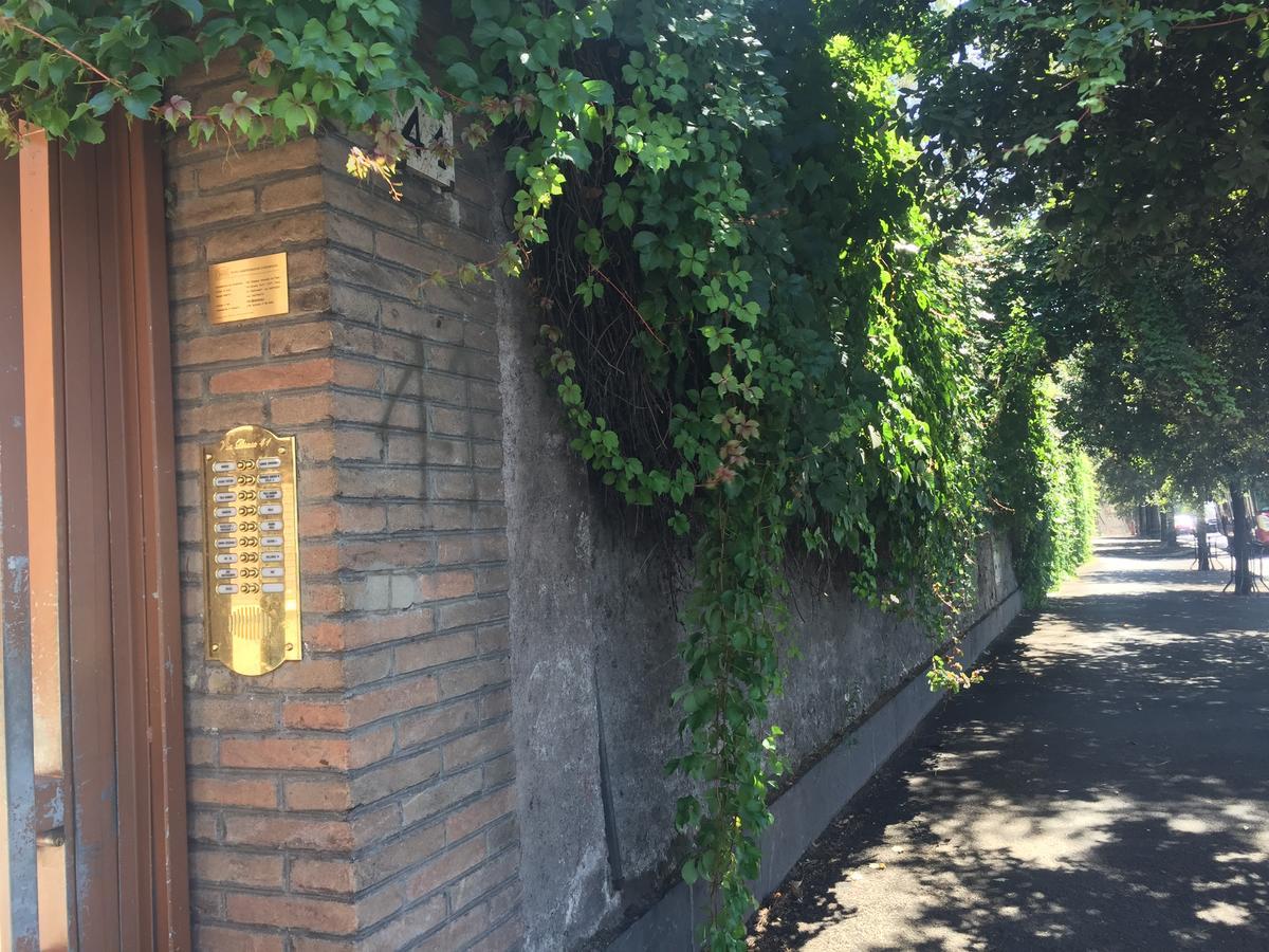 Suite Colosseo Apt. Rome Exterior photo